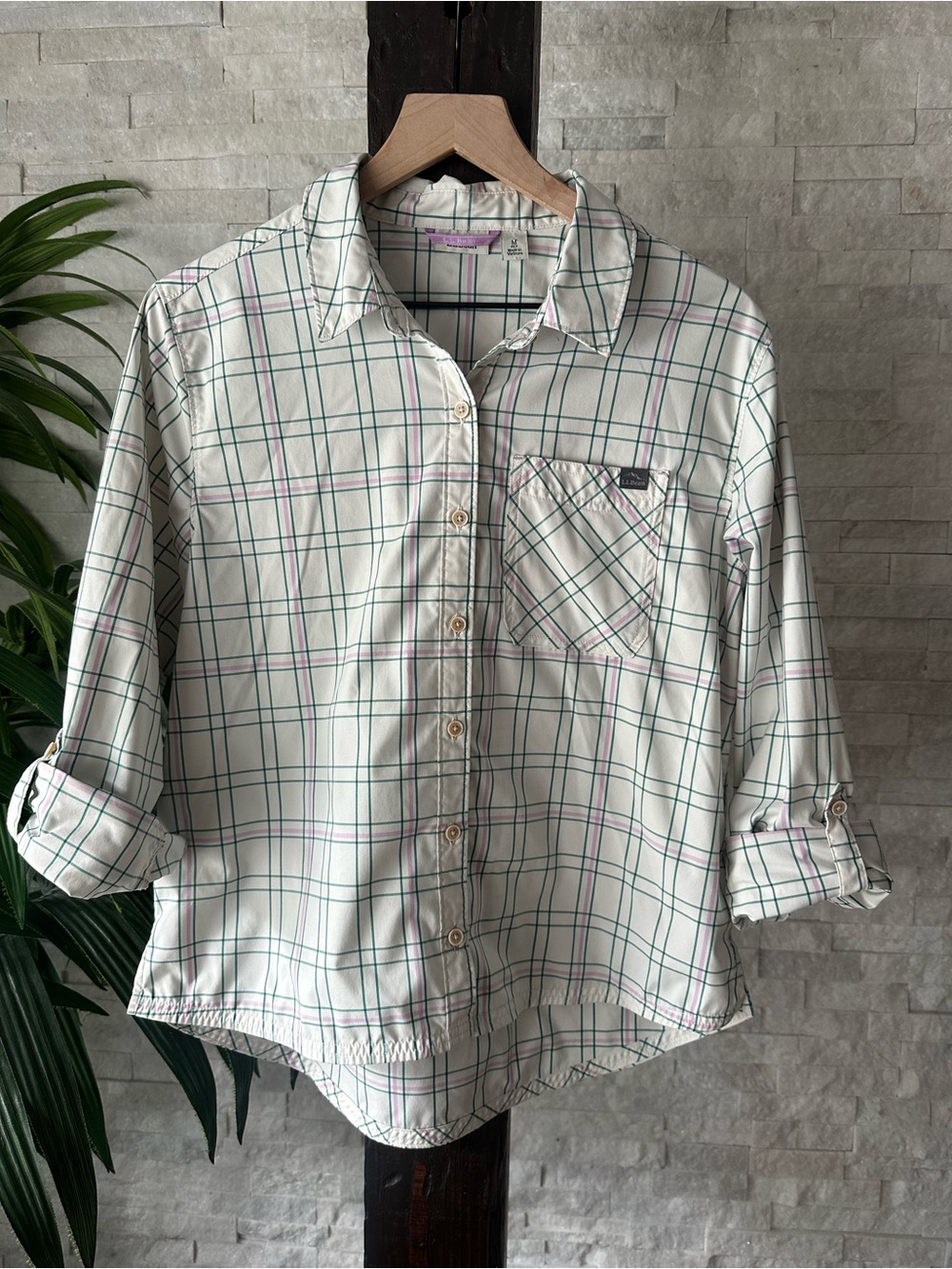 L.L. Bean Everyday SunSmart Woven Shirt Long-Sleeve Cream Plaid Size M Petite
